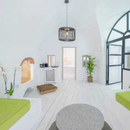 Stunning Santorini 1 Bedroom Supreme Private Heated Plunge Villa Oia (Santorini)