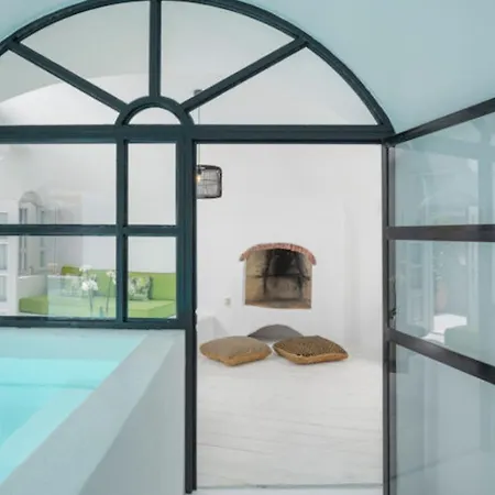 Stunning Santorini 1 Bedroom Supreme Private Heated Plunge *